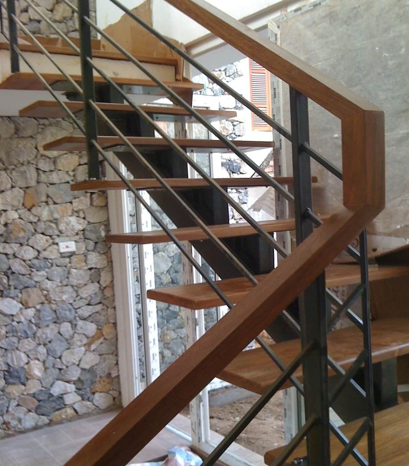 135 mẫu cầu thang sắt đẹp phù hợp kiến trúc nhà ống